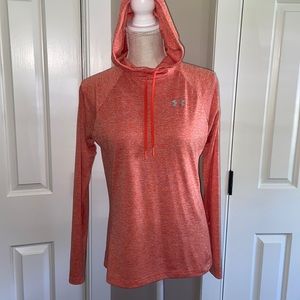 Under armor athletic long sleeve pull-over